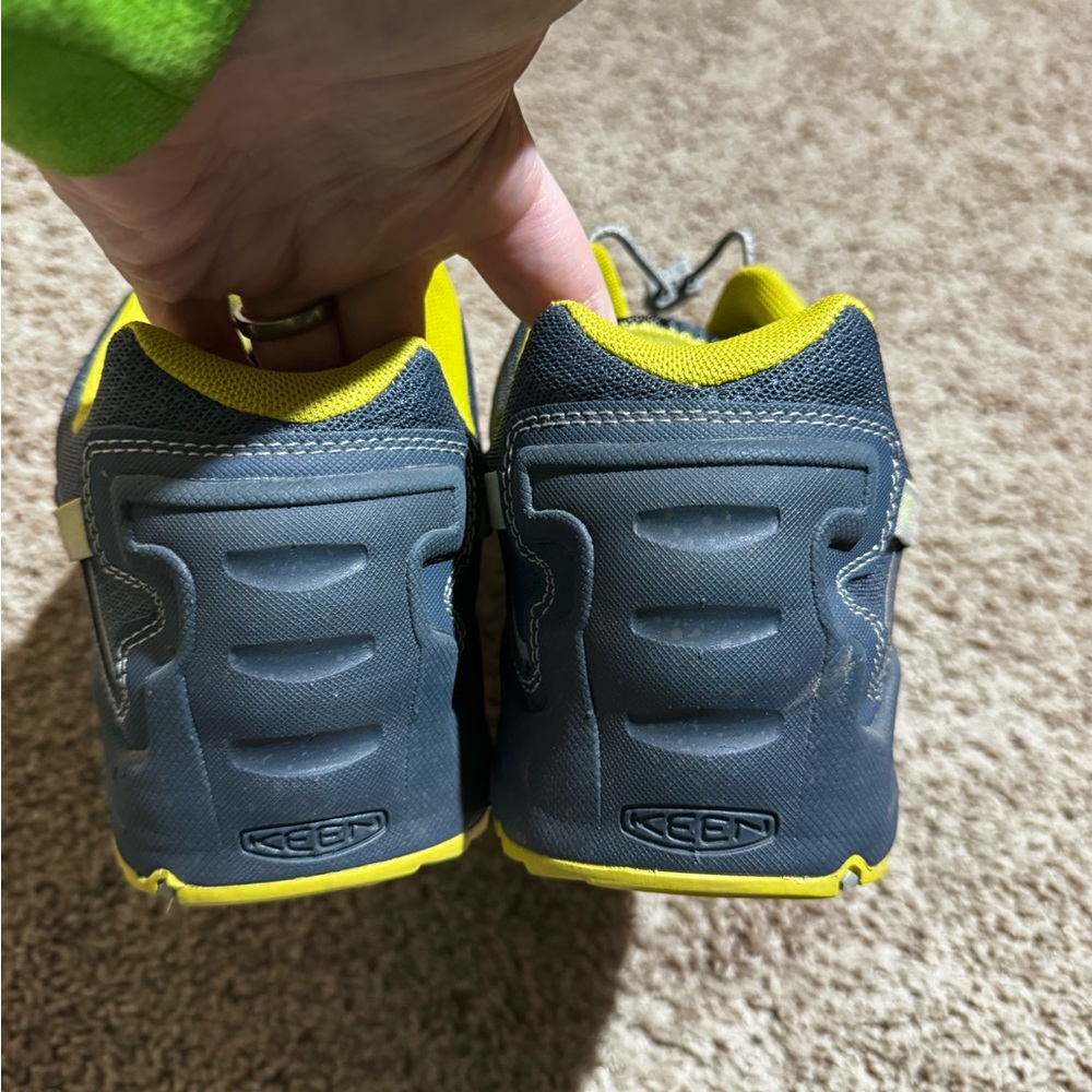 Keen Versatrail Hiking Shoe men’s 15 - Picture 4 of 9
